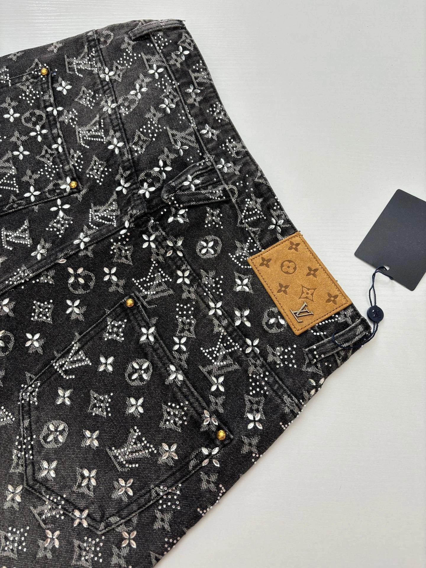 wg.luxury- 8V item:E-F363H0417